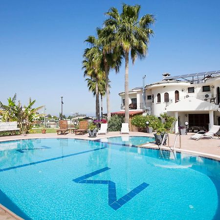 Meryem'S Hotel Ájosz Epíktitosz Kültér fotó